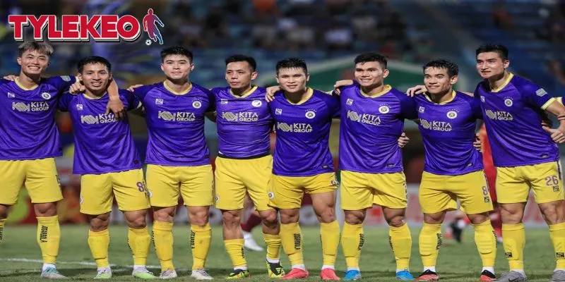 Hà Nội FC - Người cầm cup dẫn đầu