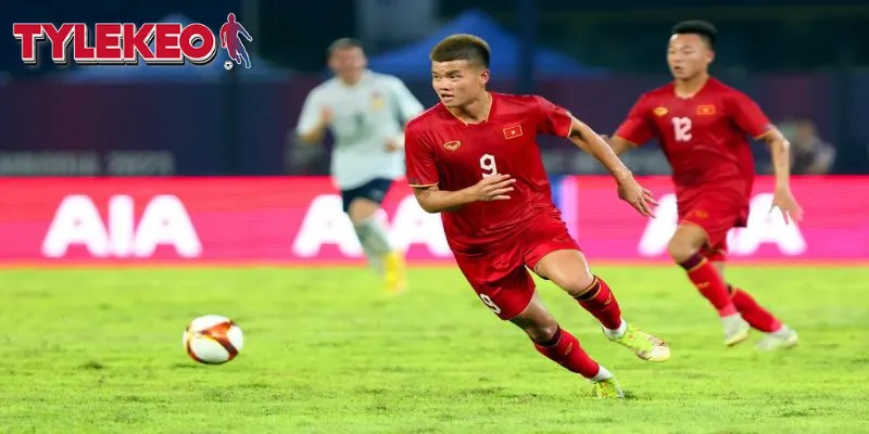 Tiền đạo ĐỘI TUYỂN U22 OLYMPIC QUỐC GIA Nguyễn Văn Tùng